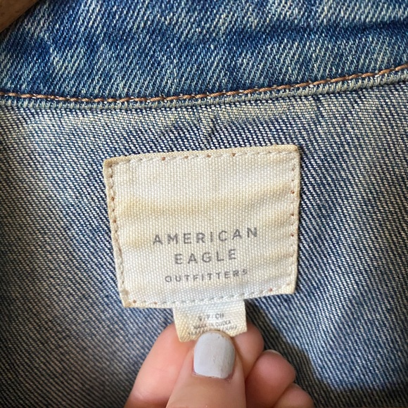 AE Cropped Denim Jacket - Picture 4 of 6